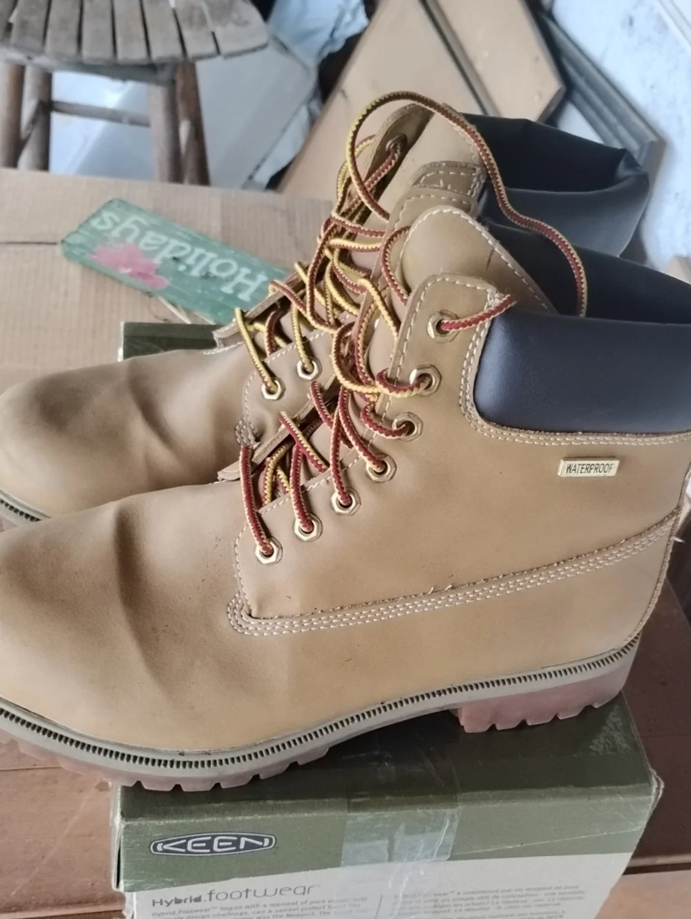 Waterproof Tan Men's Work Boots – Durable Outdoor Lace-Up